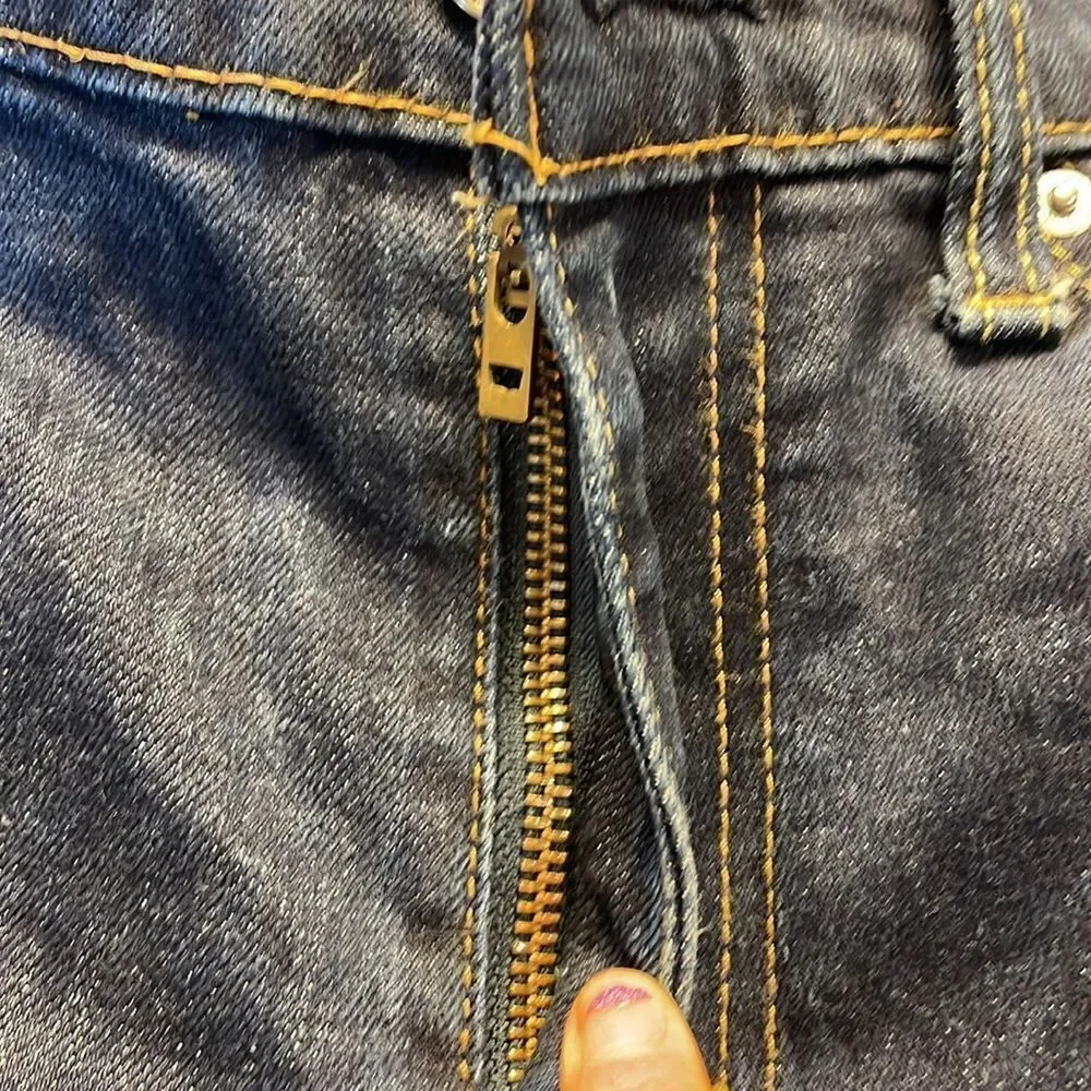 LEVI’S Mens dark blue jeans